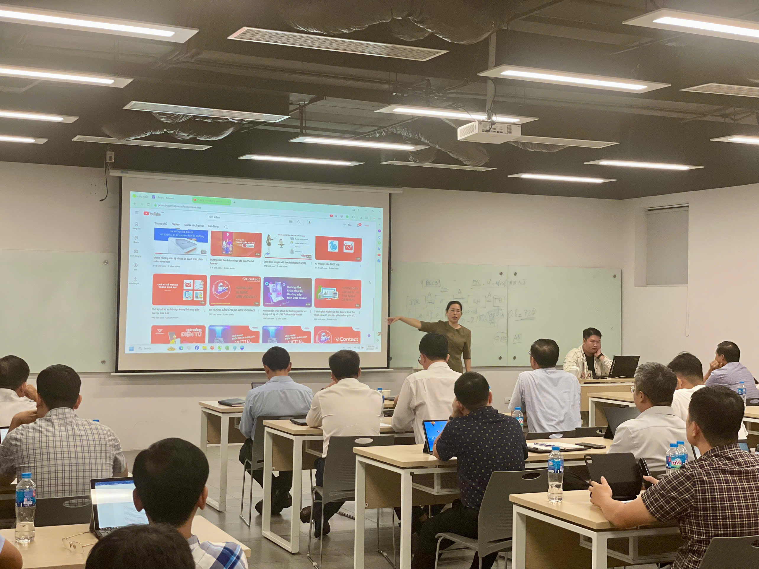 z7111550564027_5fc703bfaeb3e0bd6ce9c995327999f7