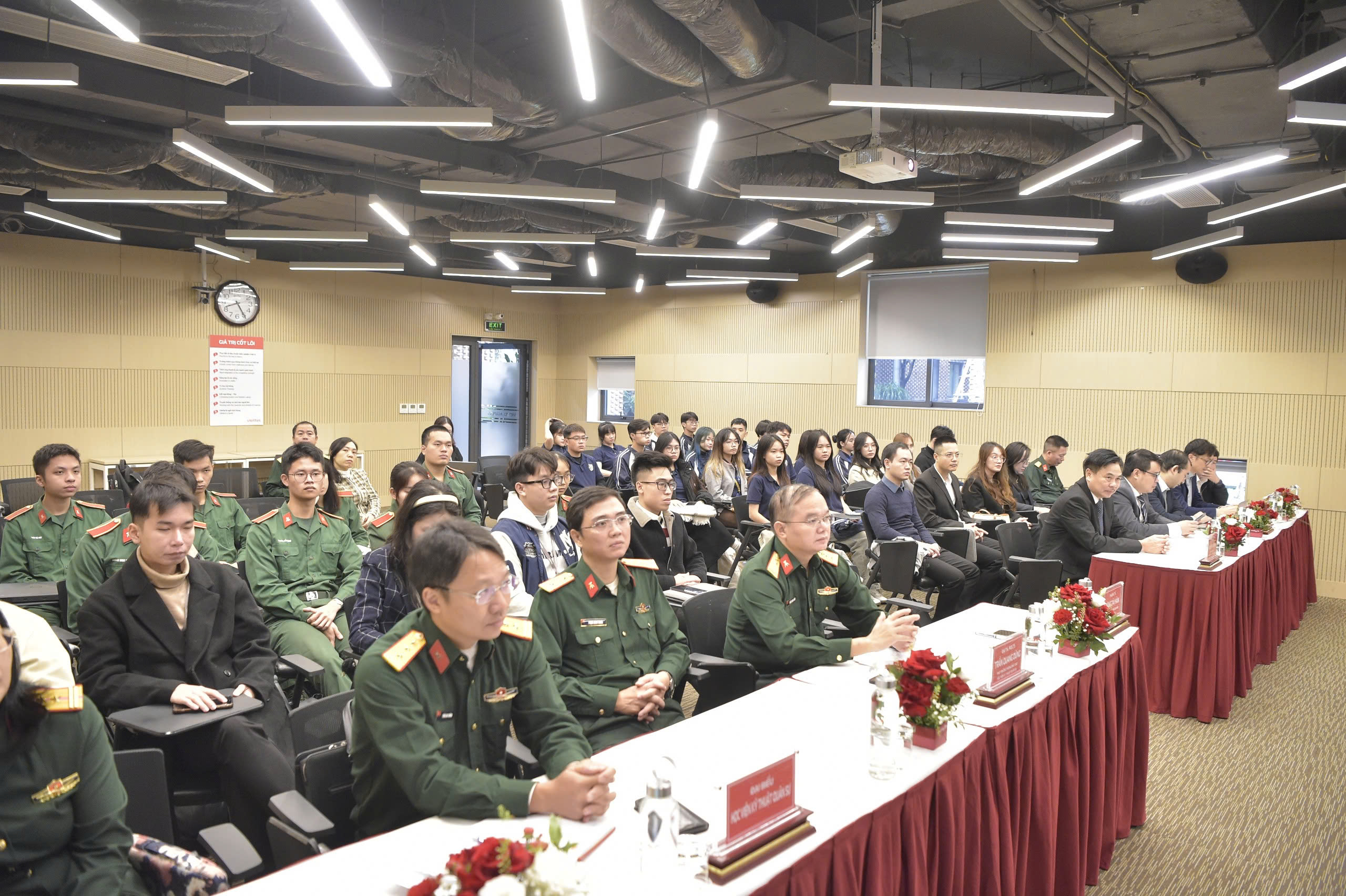 z7240374068510_779e1e722e3114360c0a9b553c662c25