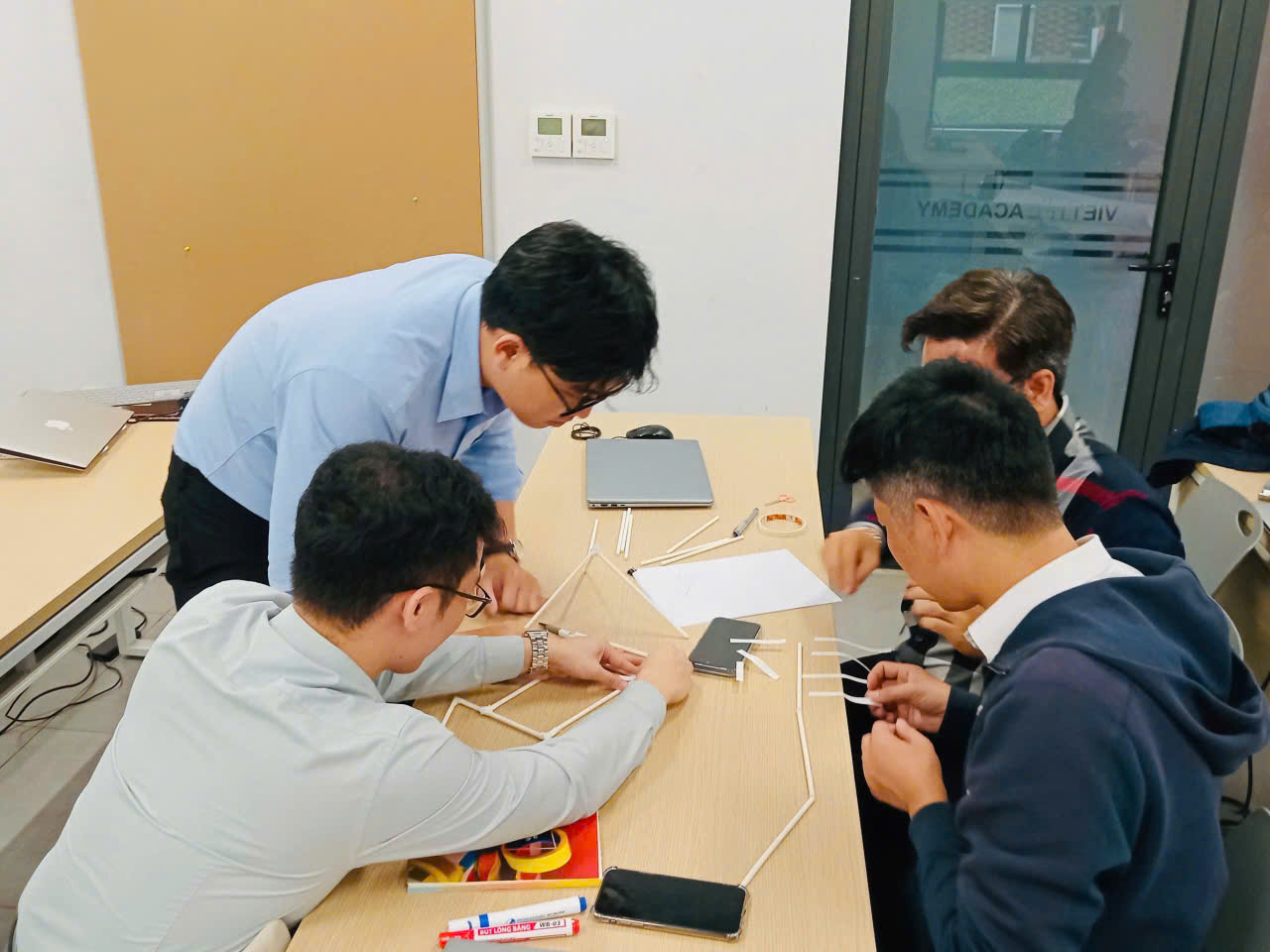 z7640251836575_54158b3b4a78ea390bca0c9ceca1e202